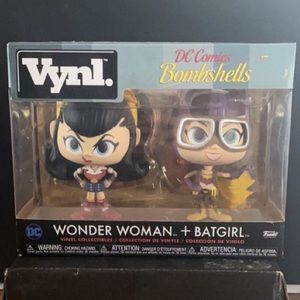 Wonderwoman and Batgirl funko vynl